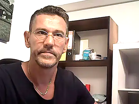 mastercharisma35 Adlı Modelin Web Kamerası Şovu