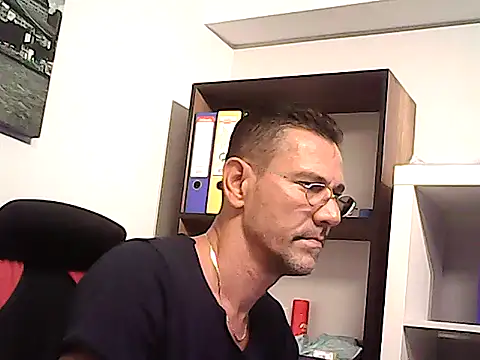 mastercharisma35 Adlı Modelin Web Kamerası Şovu