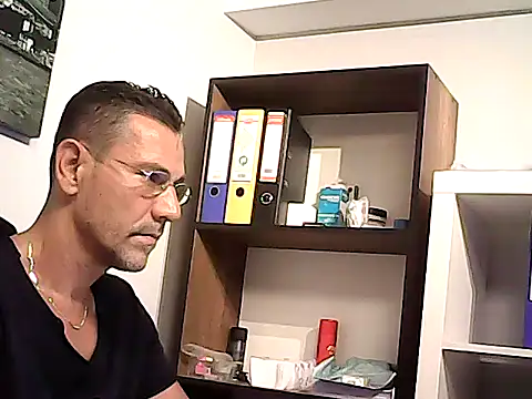 mastercharisma35 live XXX chat