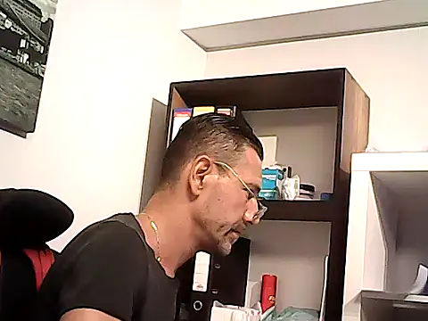 mastercharisma35 Adlı Modelin Web Kamerası Şovu