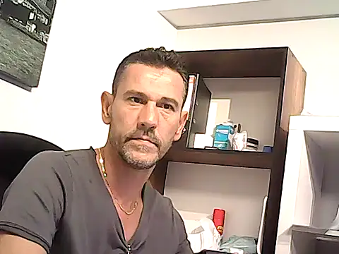 mastercharisma35 Adlı Modelin Web Kamerası Şovu