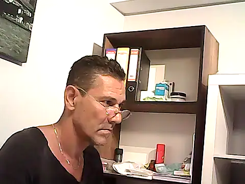 mastercharisma35 Show Webcam
