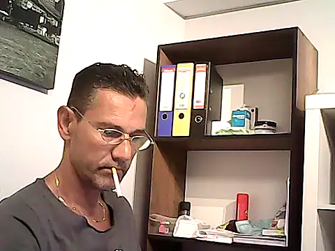 mastercharisma35 Adlı Modelin Web Kamerası Şovu