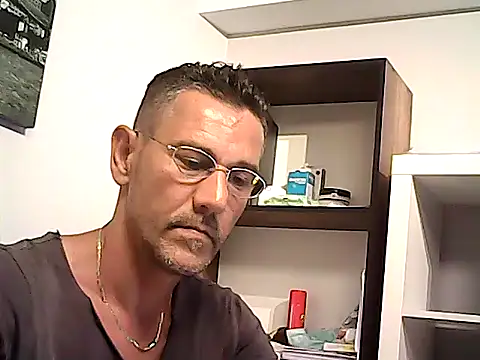 mastercharisma35 Adlı Modelin Web Kamerası Şovu
