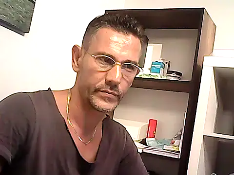 mastercharisma35 Adlı Modelin Web Kamerası Şovu