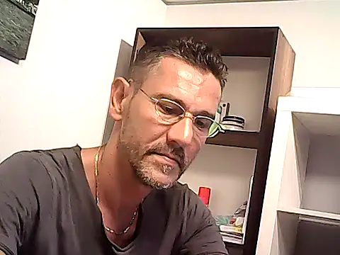 mastercharisma35's Webcam Show