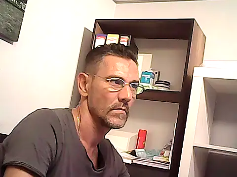 mastercharisma35 Adlı Modelin Web Kamerası Şovu