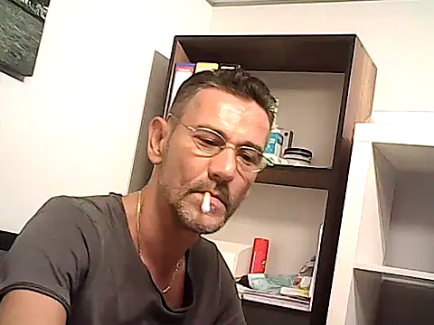 XXX chat uživo modela mastercharisma35