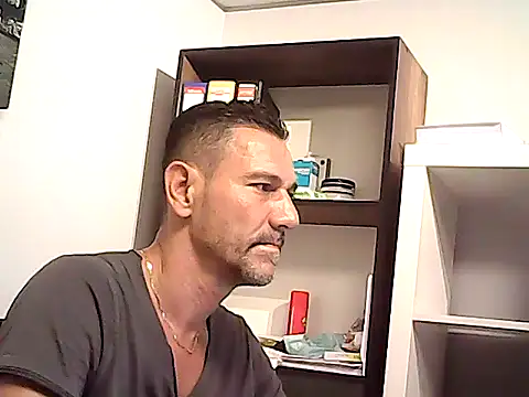 mastercharisma35 Adlı Modelin Web Kamerası Şovu