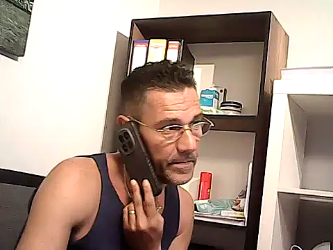 mastercharisma35 Adlı Modelin Web Kamerası Şovu