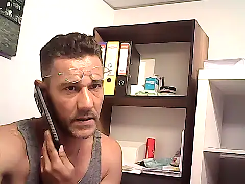 mastercharisma35 Adlı Modelin Web Kamerası Şovu