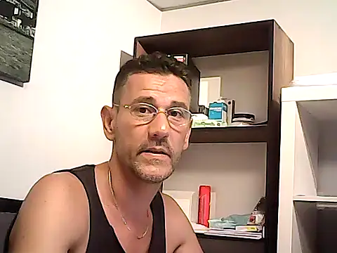 mastercharisma35 Adlı Modelin Web Kamerası Şovu