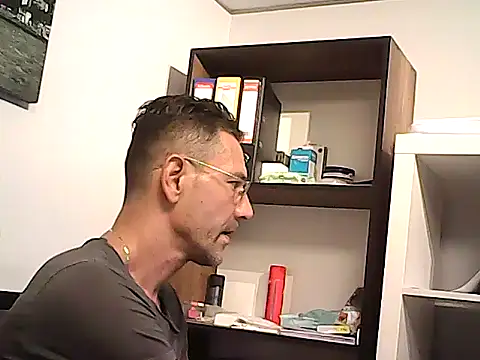 mastercharisma35 Live XXX Chat