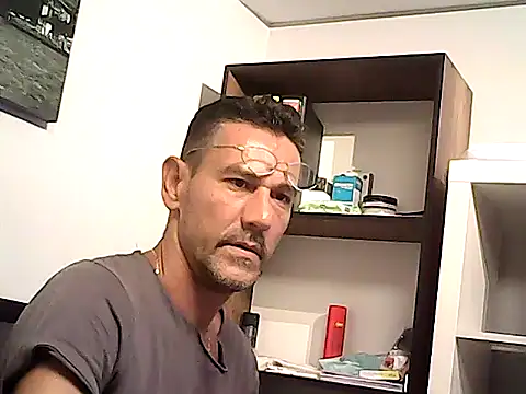 mastercharisma35 Adlı Modelin Web Kamerası Şovu