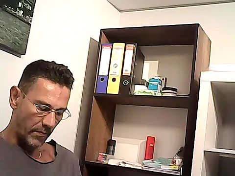 mastercharisma35 Adlı Modelin Web Kamerası Şovu