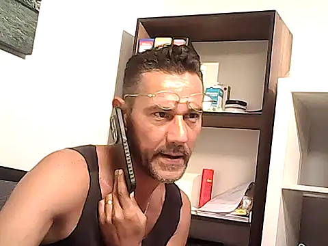 mastercharisma35 Show Webcam