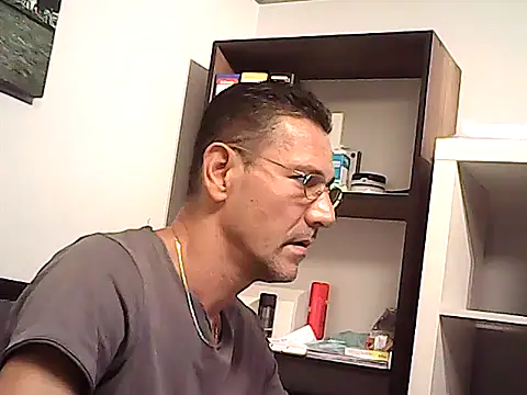 mastercharisma35 Adlı Modelin Web Kamerası Şovu
