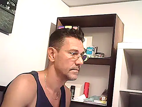 mastercharisma35 Adlı Modelin Web Kamerası Şovu