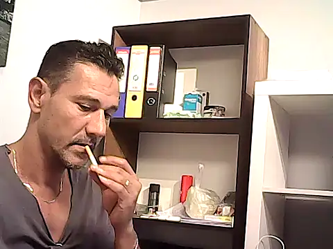 mastercharisma35's Webcam Show