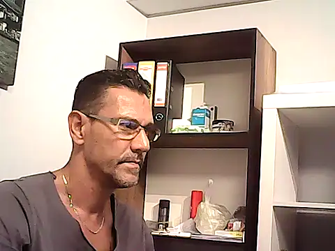 mastercharisma35 Adlı Modelin Web Kamerası Şovu