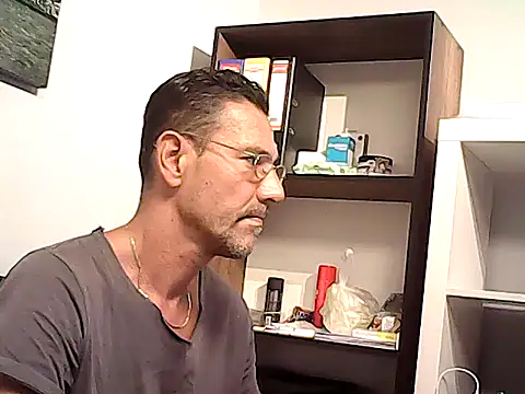 mastercharisma35 Adlı Modelin Web Kamerası Şovu