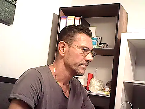 XXX chat uživo modela mastercharisma35