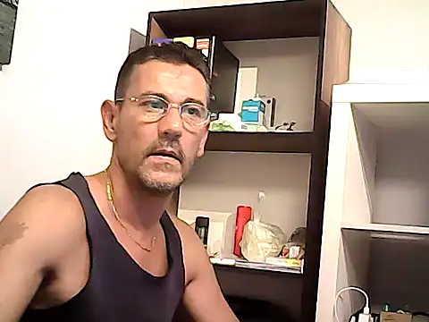 mastercharisma35 Adlı Modelin Web Kamerası Şovu