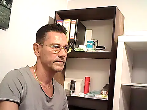 mastercharisma35 Adlı Modelin Web Kamerası Şovu