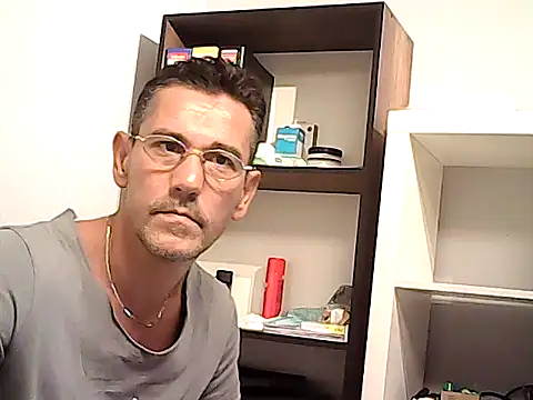 mastercharisma35 Adlı Modelin Web Kamerası Şovu