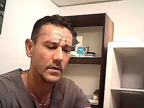 mastercharisma35 Adlı Modelin Web Kamerası Şovu