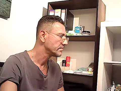 Czat XXX na żywo – mastercharisma35