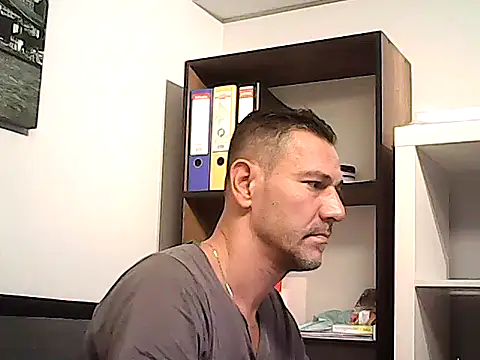 mastercharisma35 Adlı Modelin Web Kamerası Şovu