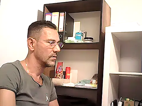 mastercharisma35 Live XXX Chat