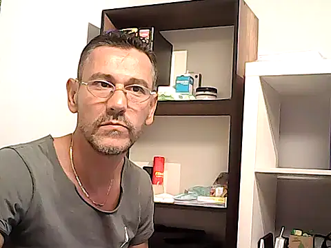 mastercharisma35 Adlı Modelin Web Kamerası Şovu