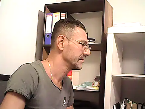 mastercharisma35 Adlı Modelin Web Kamerası Şovu
