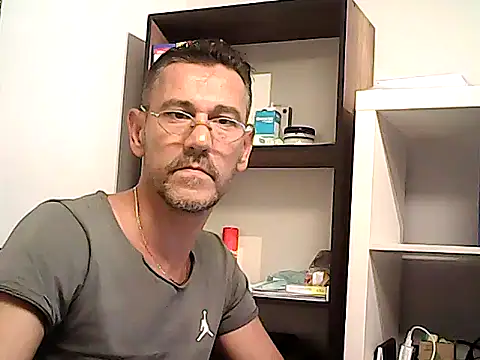 mastercharisma35 Adlı Modelin Web Kamerası Şovu