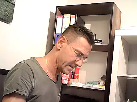 mastercharisma35 Adlı Modelin Web Kamerası Şovu