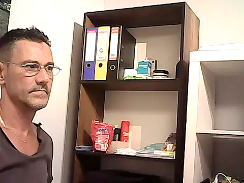 mastercharisma35 Adlı Modelin Web Kamerası Şovu
