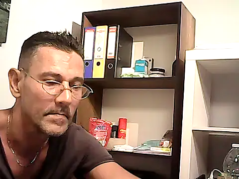 mastercharisma35 Adlı Modelin Web Kamerası Şovu