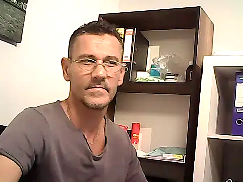 mastercharisma35n Webbikameraesitys