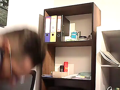 הופעת וובקאם של mastercharisma35