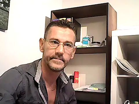 mastercharisma35 Chat XXX live