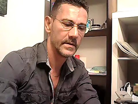 mastercharisma35 webcam show