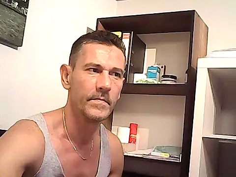 mastercharisma35 Adlı Modelin Web Kamerası Şovu