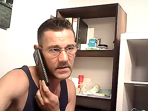 mastercharisma35 Show in webcam