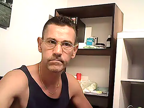 mastercharisma35 Show Webcam