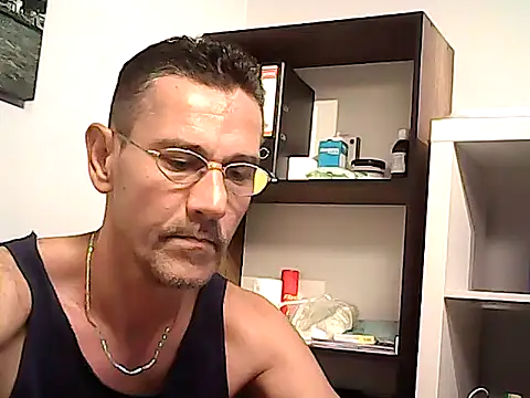 mastercharisma35 Adlı Modelin Web Kamerası Şovu