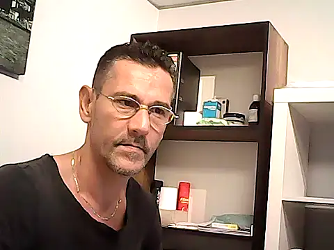 mastercharisma35 Adlı Modelin Web Kamerası Şovu