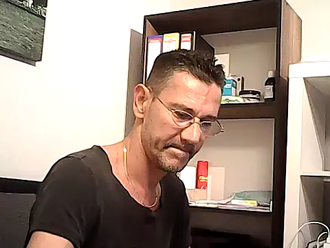 mastercharisma35 Adlı Modelin Web Kamerası Şovu