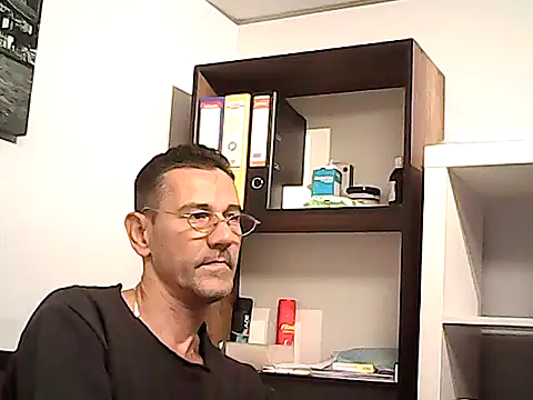 mastercharisma35 Adlı Modelin Web Kamerası Şovu